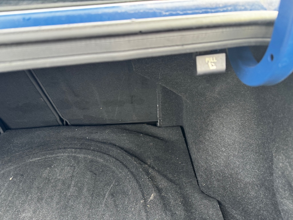 Photo 14 of this HYUNDAI ELANTRA
