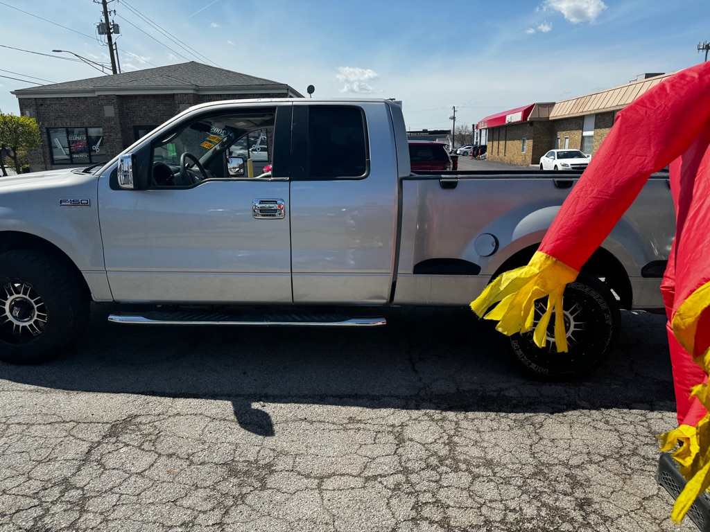 Photo 8 of this FORD F-150