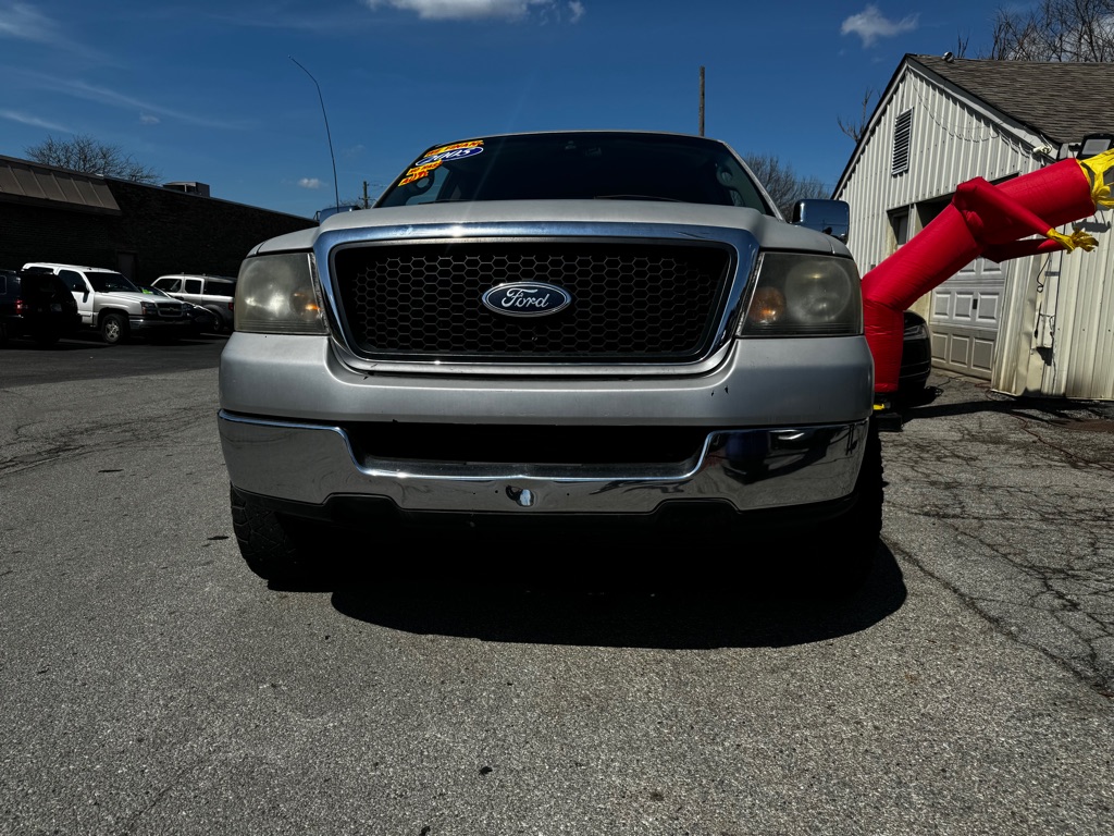 Photo 2 of this FORD F-150