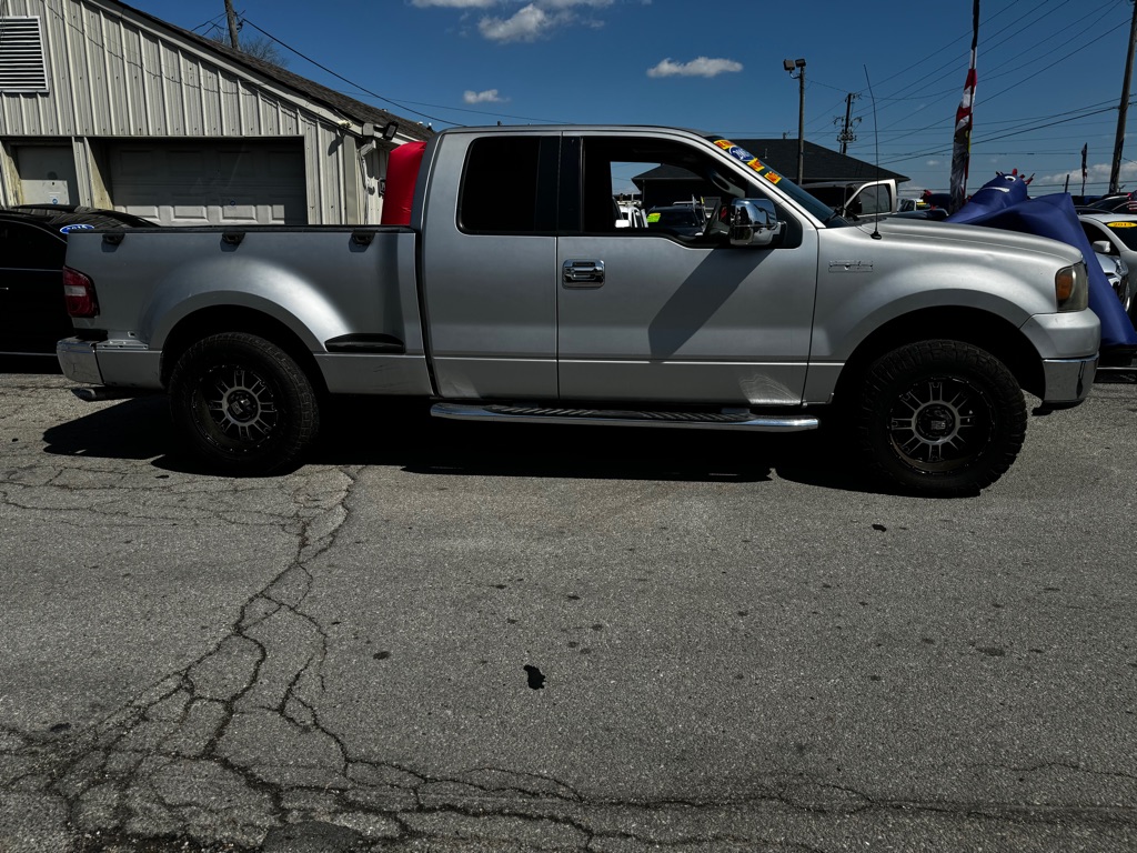 Photo 4 of this FORD F-150
