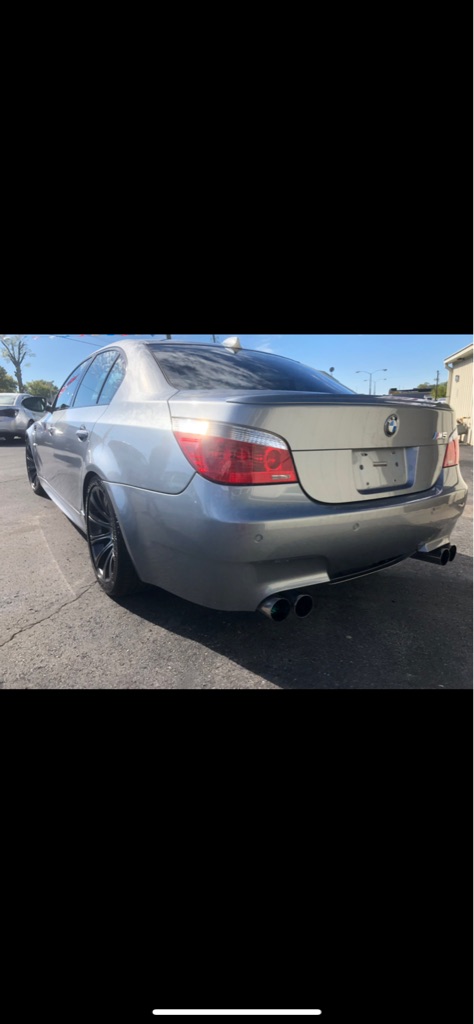 Photo 4 of this BMW M5
