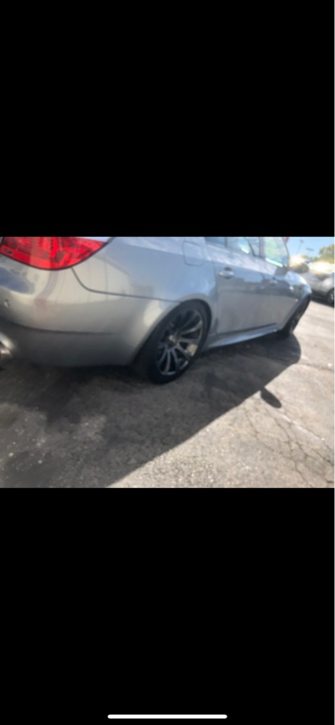 Photo 5 of this BMW M5
