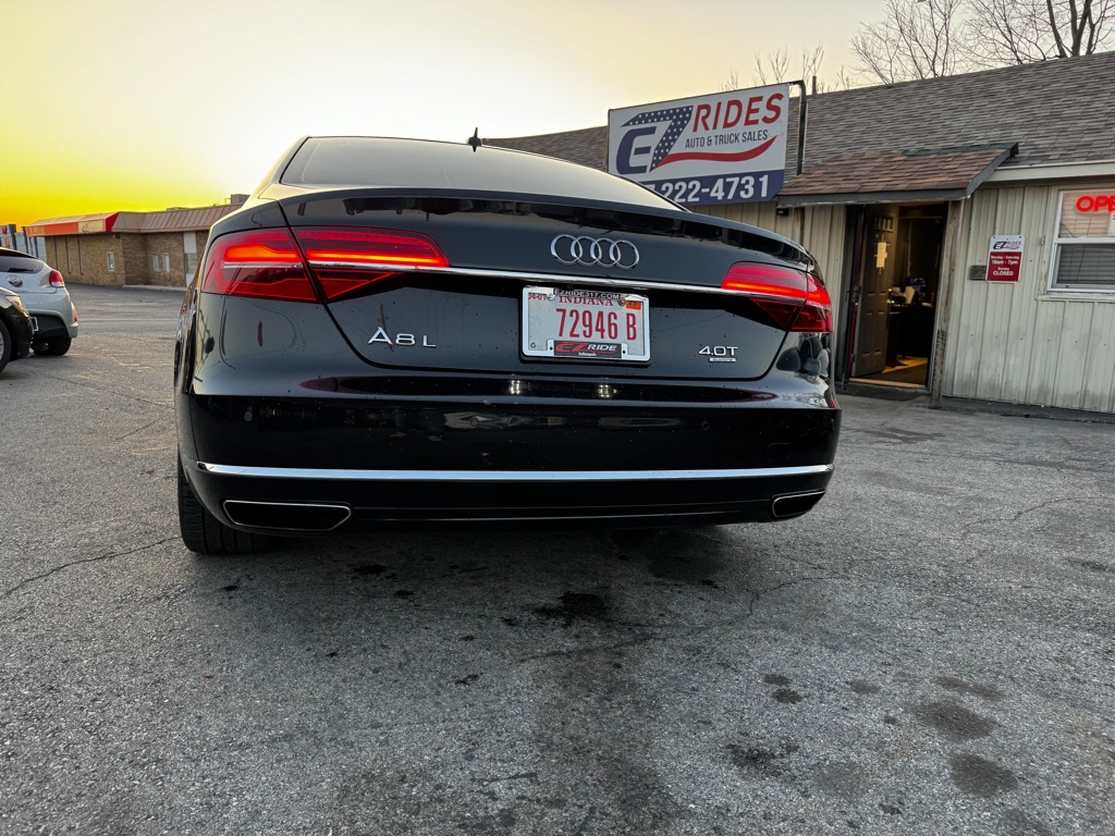Photo 5 of this AUDI A8 L