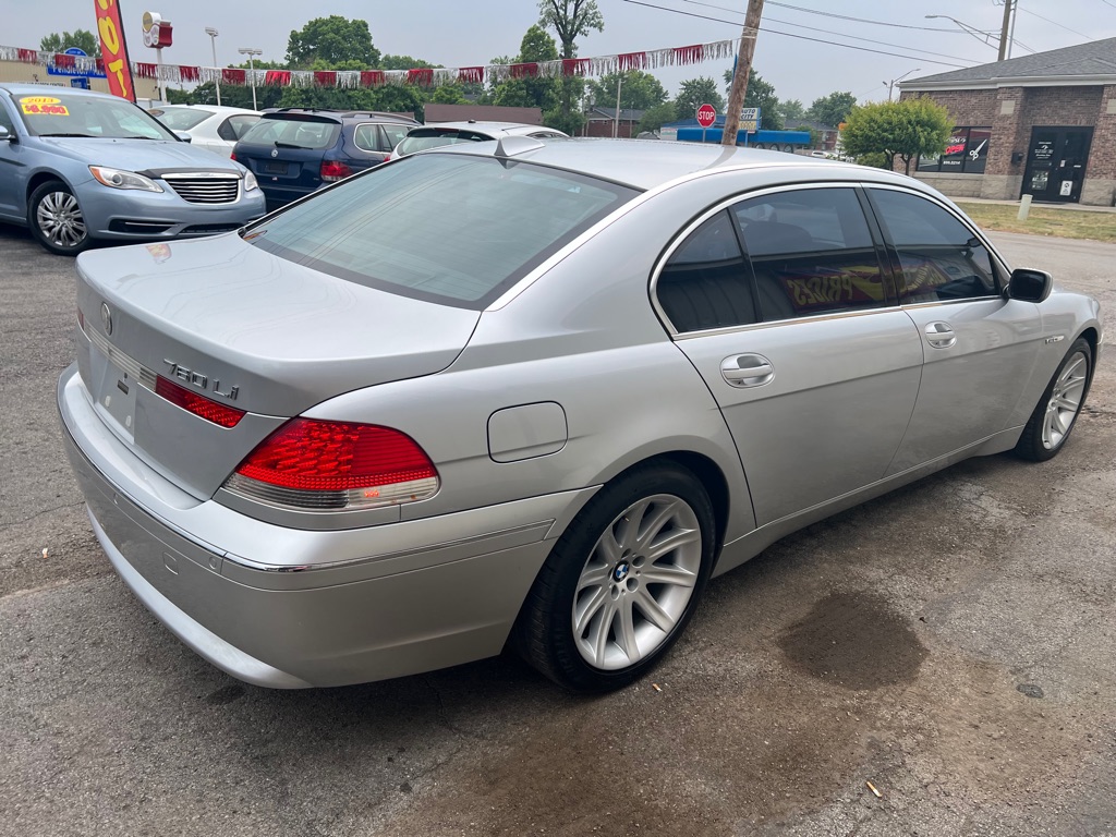Photo 7 of this BMW 7 SERIES