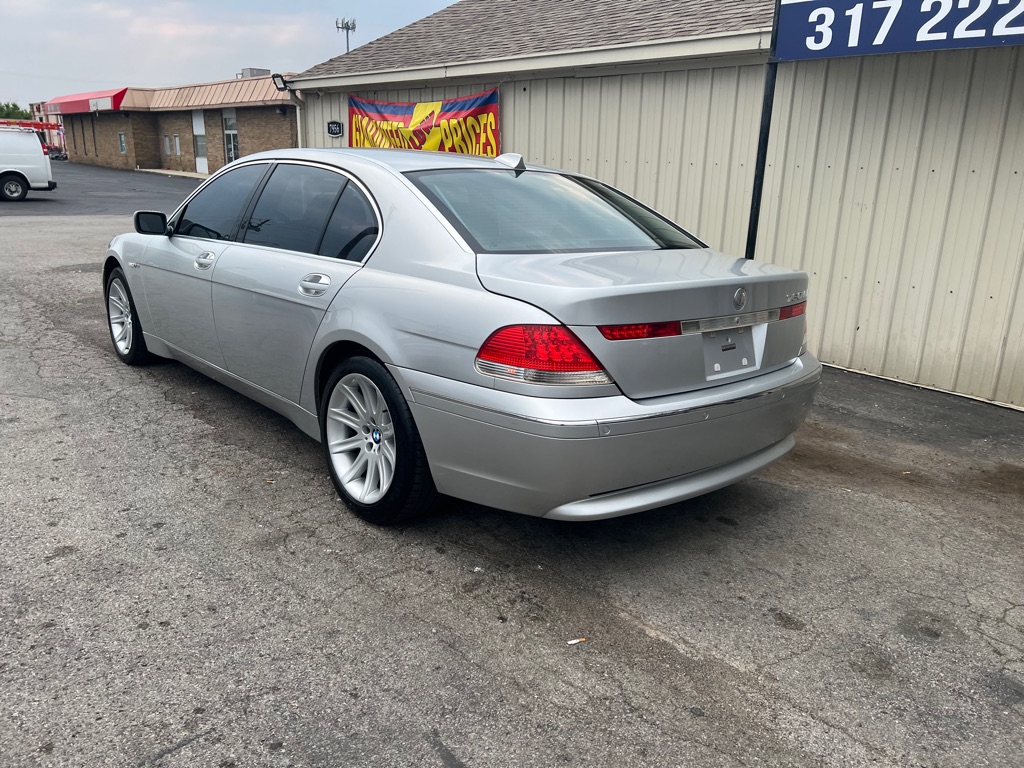 Photo 4 of this BMW 7 SERIES