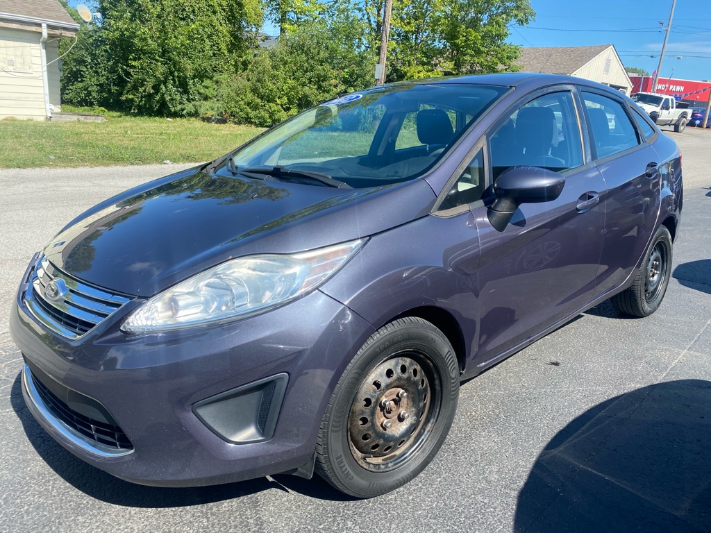 Photo 3 of this FORD FIESTA
