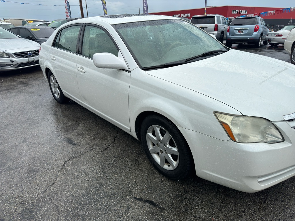 Photo 7 of this TOYOTA AVALON