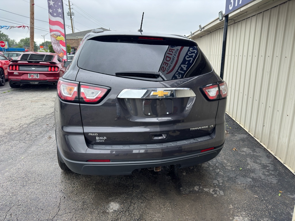 Photo 4 of this CHEVROLET TRAVERSE