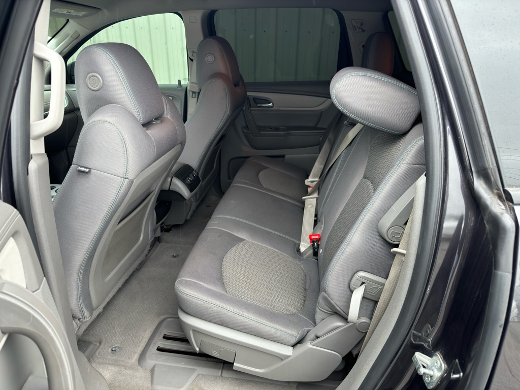 Photo 9 of this CHEVROLET TRAVERSE