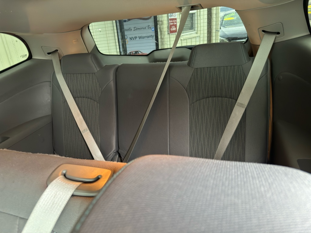 Photo 12 of this CHEVROLET TRAVERSE