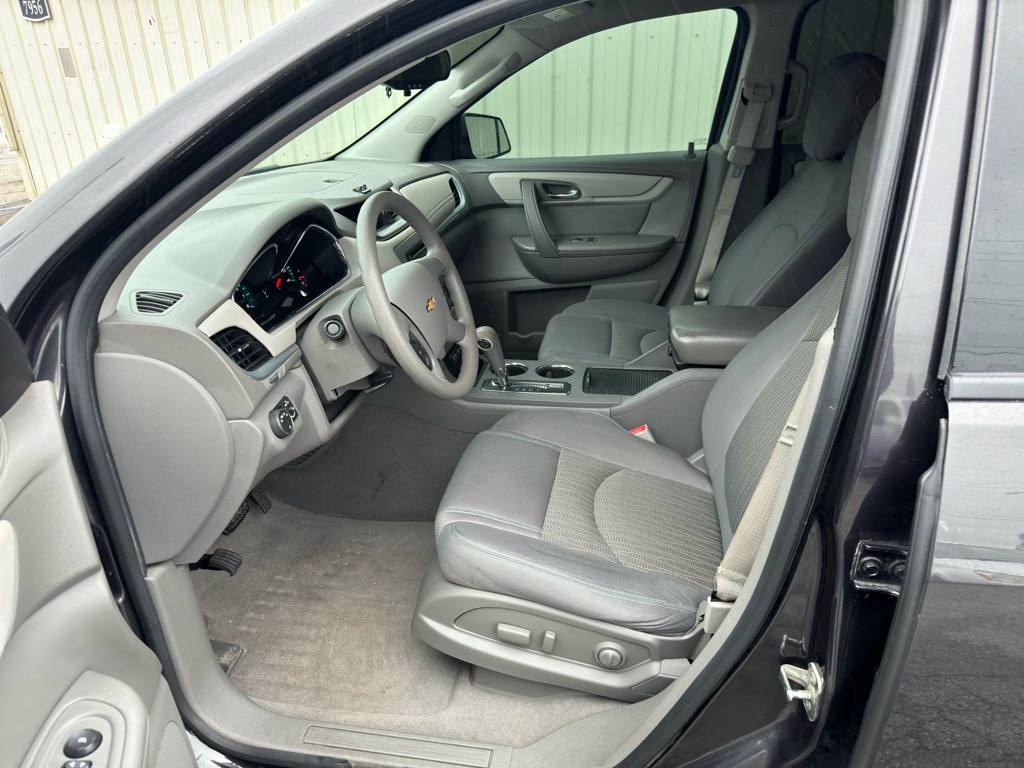 Photo 8 of this CHEVROLET TRAVERSE