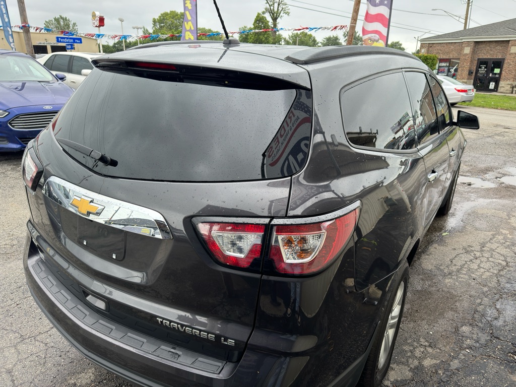Photo 5 of this CHEVROLET TRAVERSE