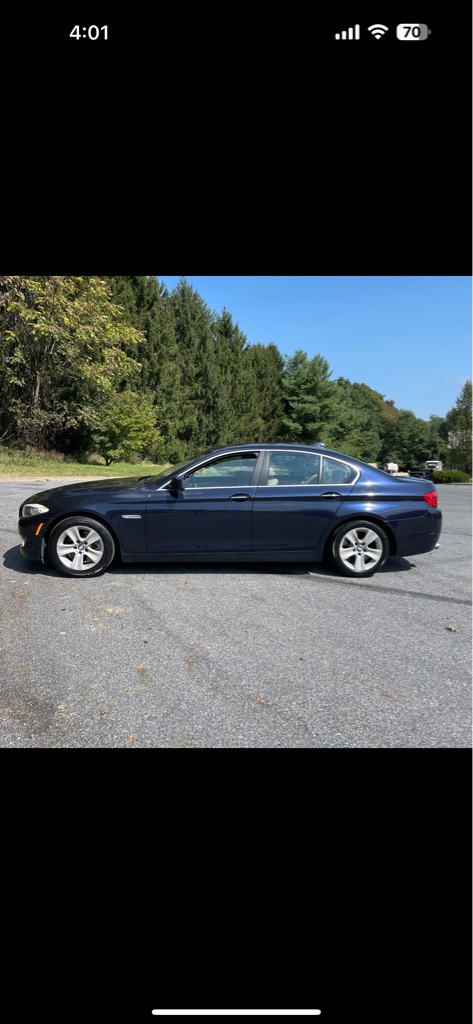Photo 2 of this BMW 5 SERIES