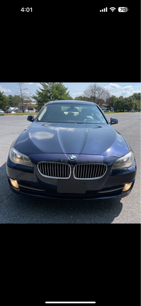 Photo 8 of this BMW 5 SERIES