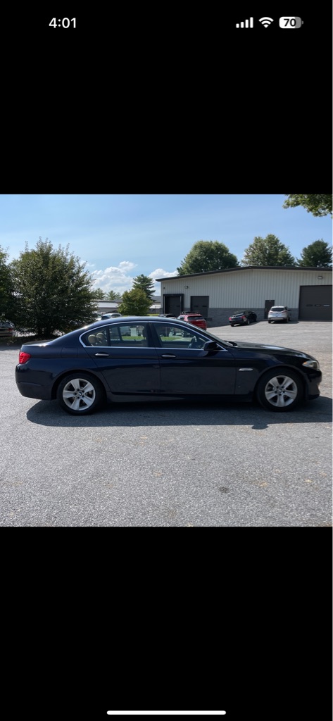 Photo 6 of this BMW 5 SERIES