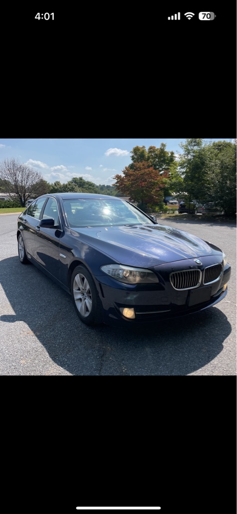 Photo 7 of this BMW 5 SERIES