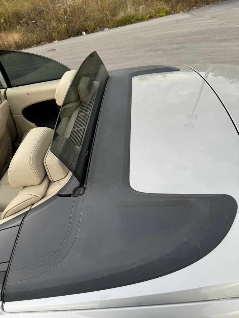 Photo 16 of this BMW 6 SERIES