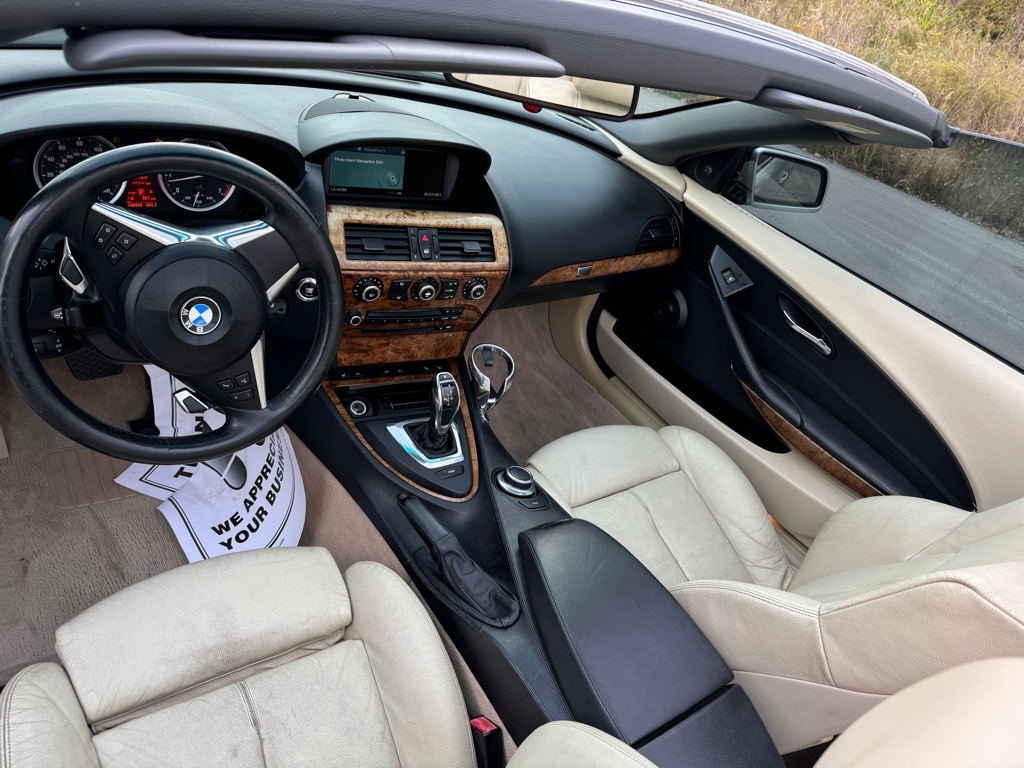 Photo 13 of this BMW 6 SERIES