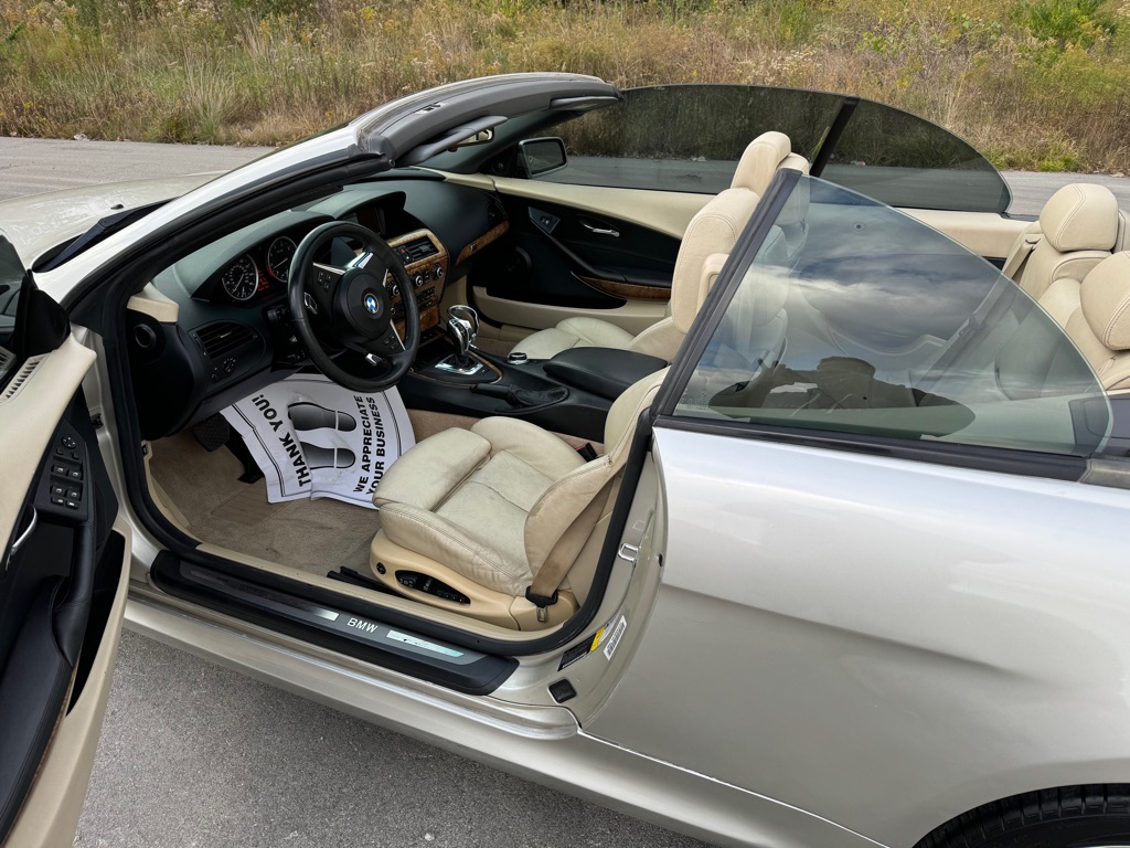 Photo 12 of this BMW 6 SERIES