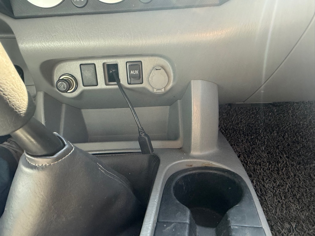Photo 38 of this TOYOTA TACOMA