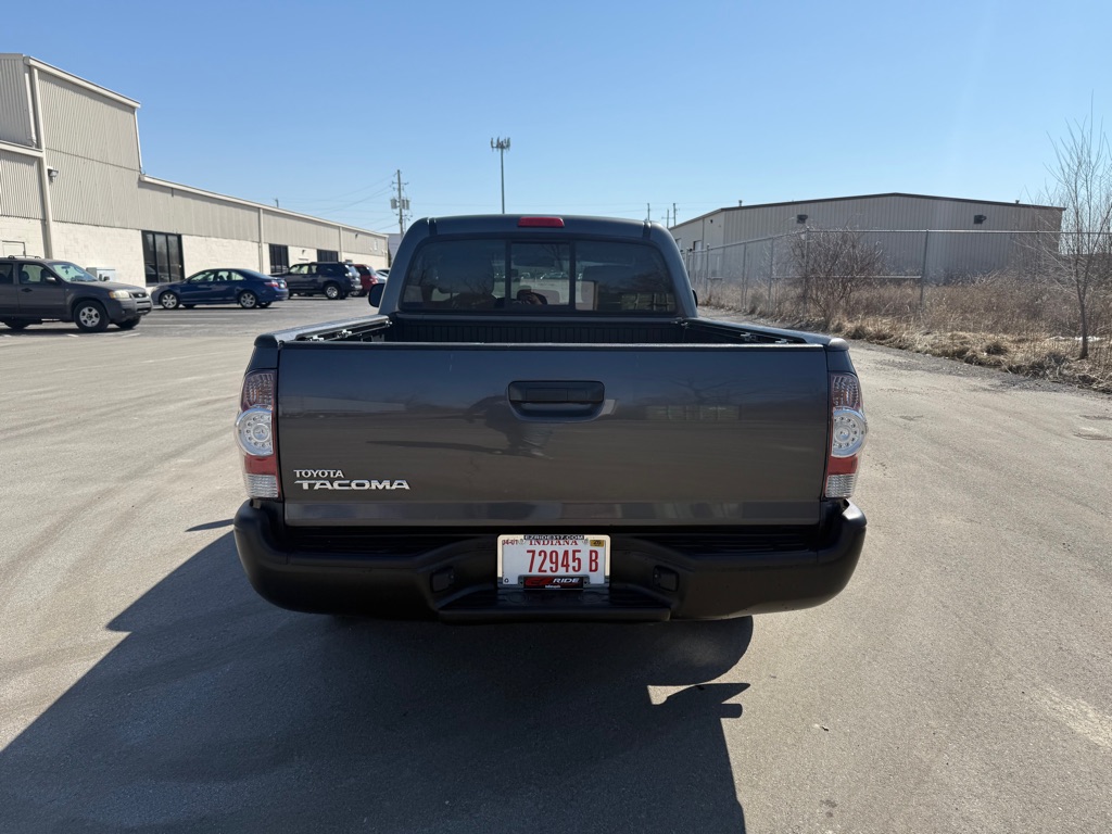 Photo 4 of this TOYOTA TACOMA
