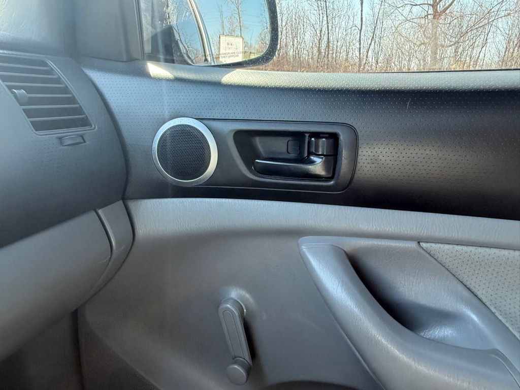 Photo 36 of this TOYOTA TACOMA