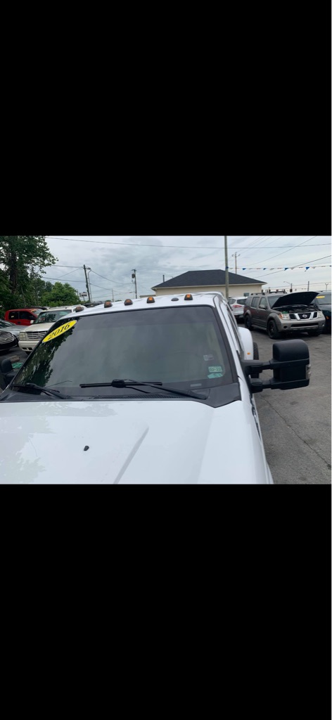 Photo 8 of this FORD F-350 SUPER DUT