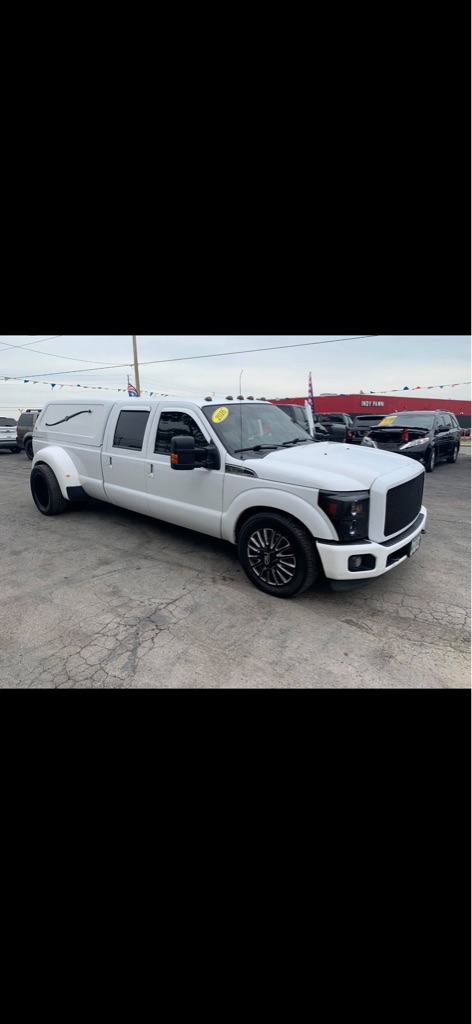 Photo 6 of this FORD F-350 SUPER DUT