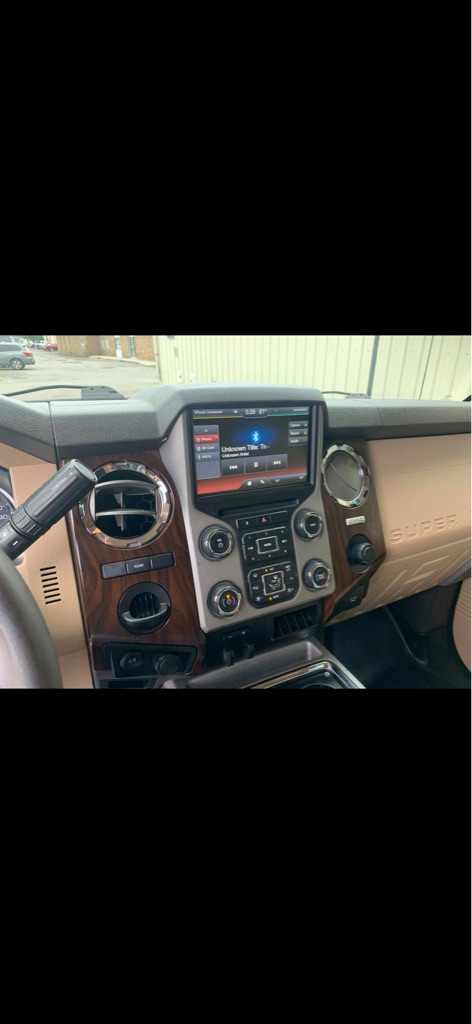 Photo 33 of this FORD F-350 SUPER DUT