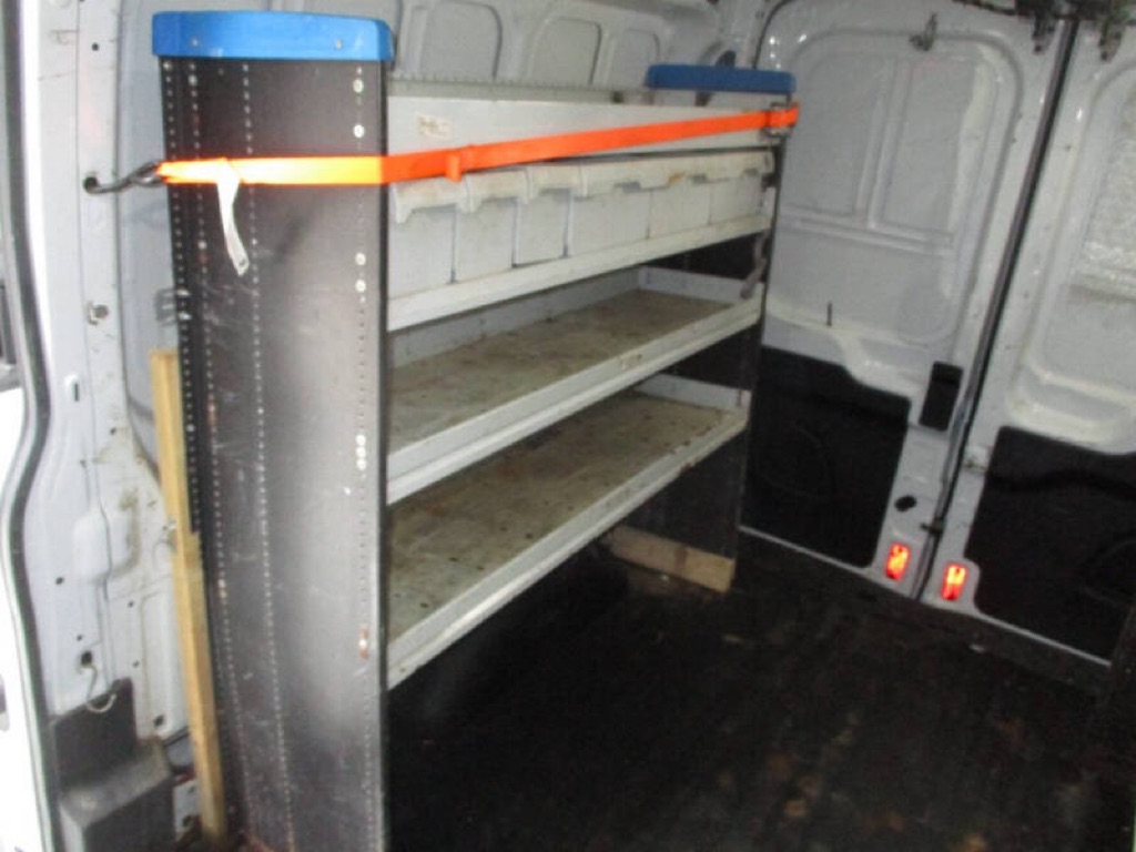 Photo 21 of this FORD TRANSIT