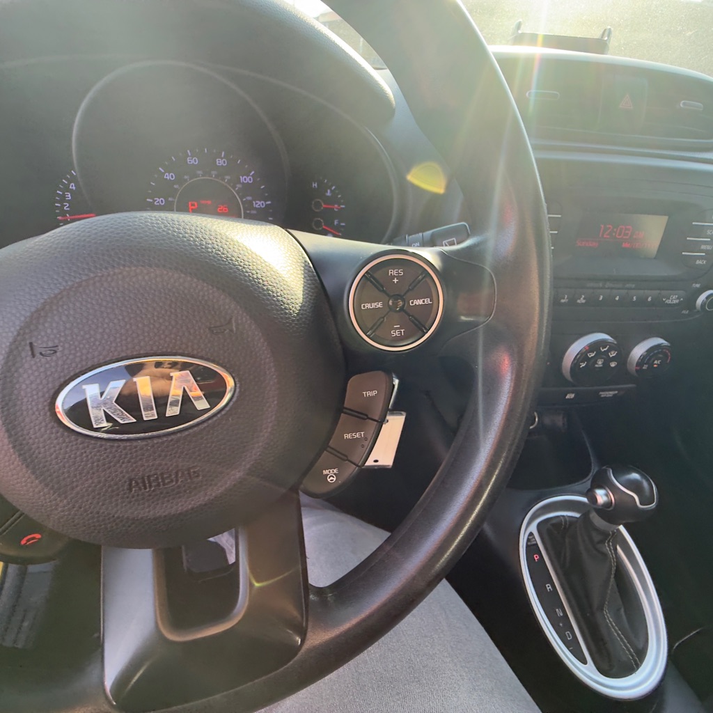 Photo 21 of this KIA SOUL