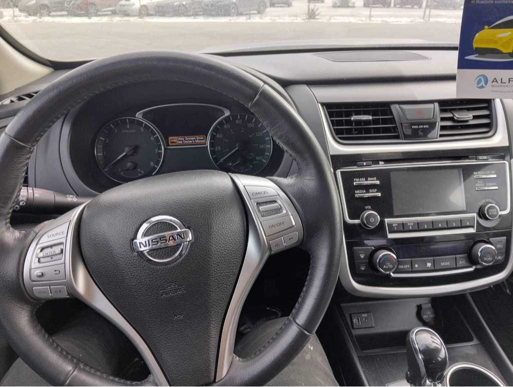 Photo 16 of this NISSAN ALTIMA