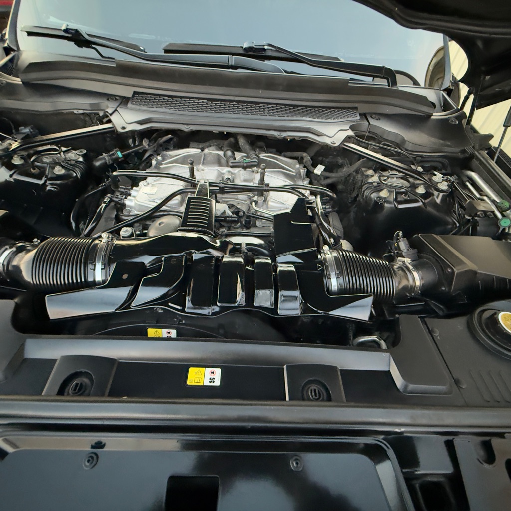 Photo 35 of this LAND ROVER RANGE ROVER SPO