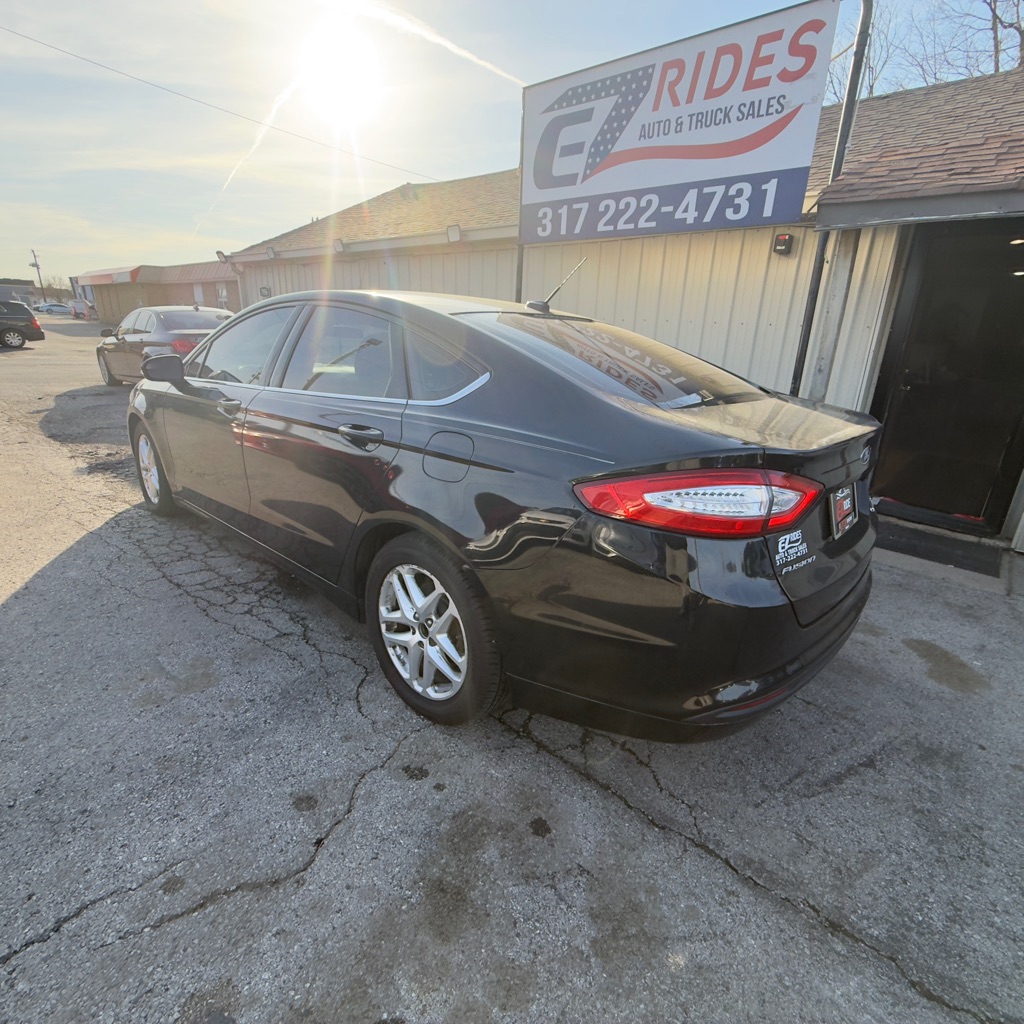 Photo 4 of this FORD FUSION
