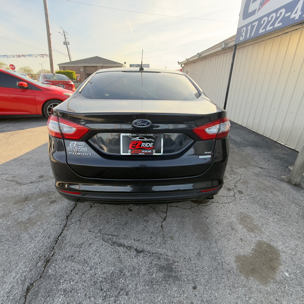 Photo 5 of this FORD FUSION