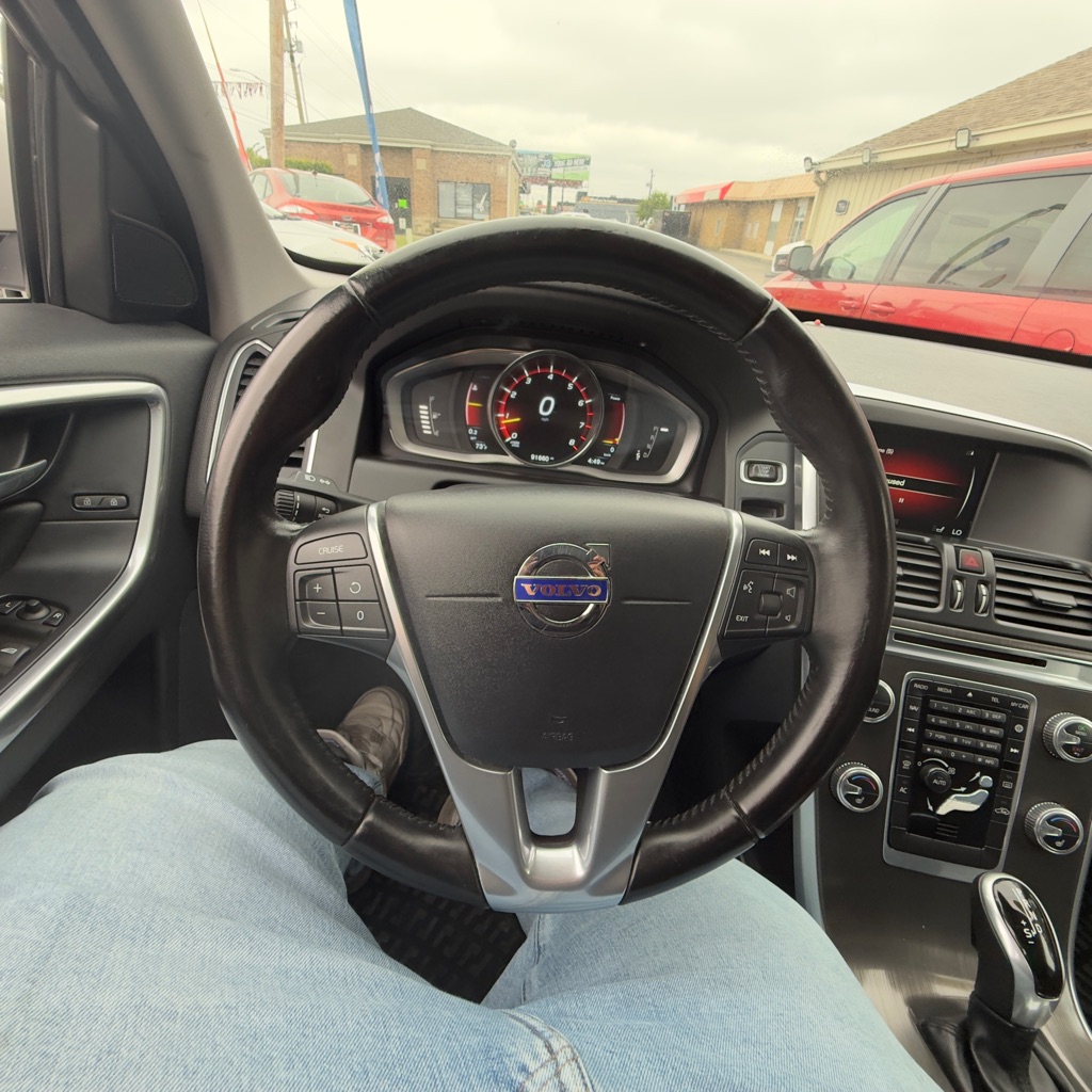 Photo 18 of this VOLVO XC60