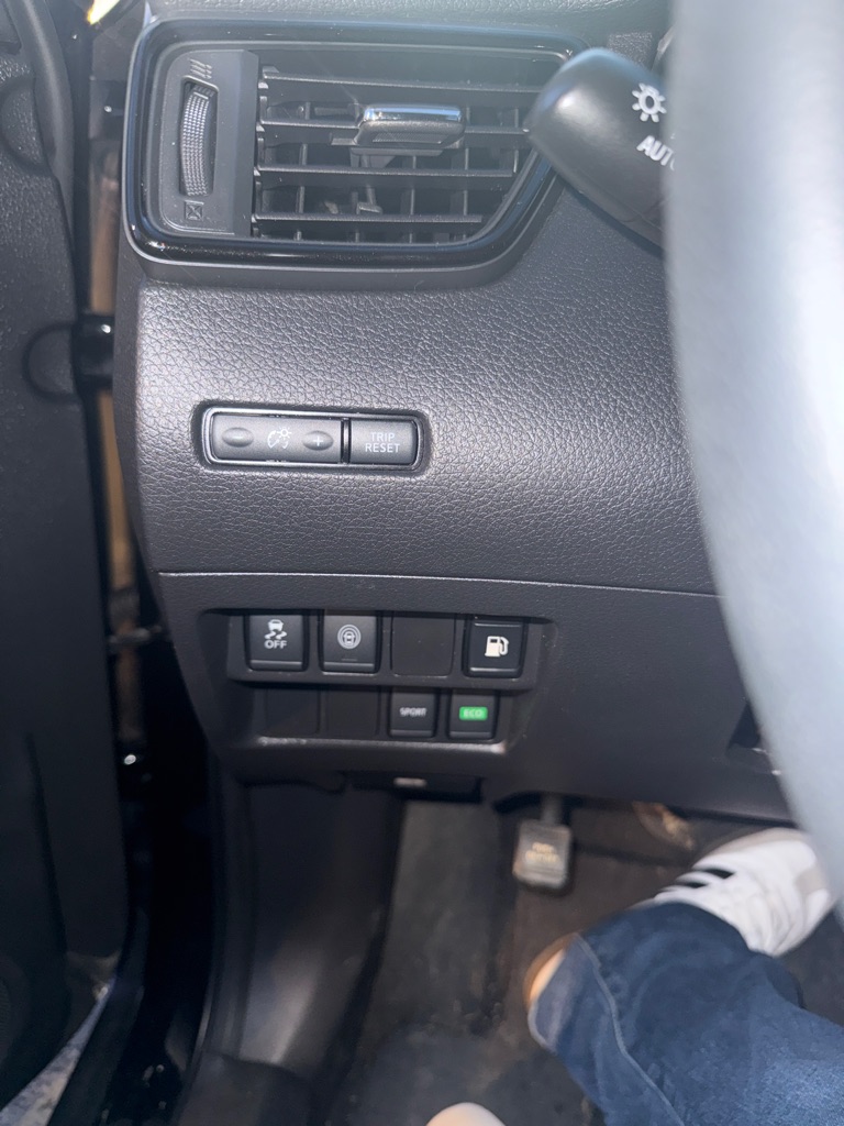 Photo 27 of this NISSAN ALTIMA