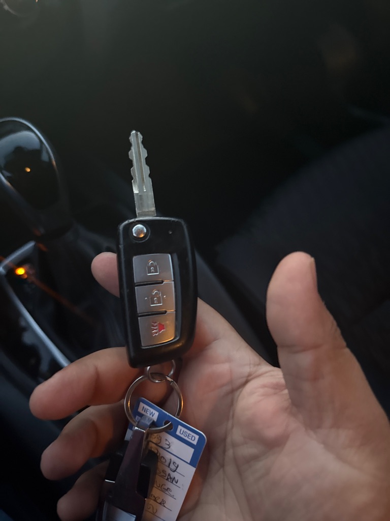 Photo 13 of this NISSAN ALTIMA