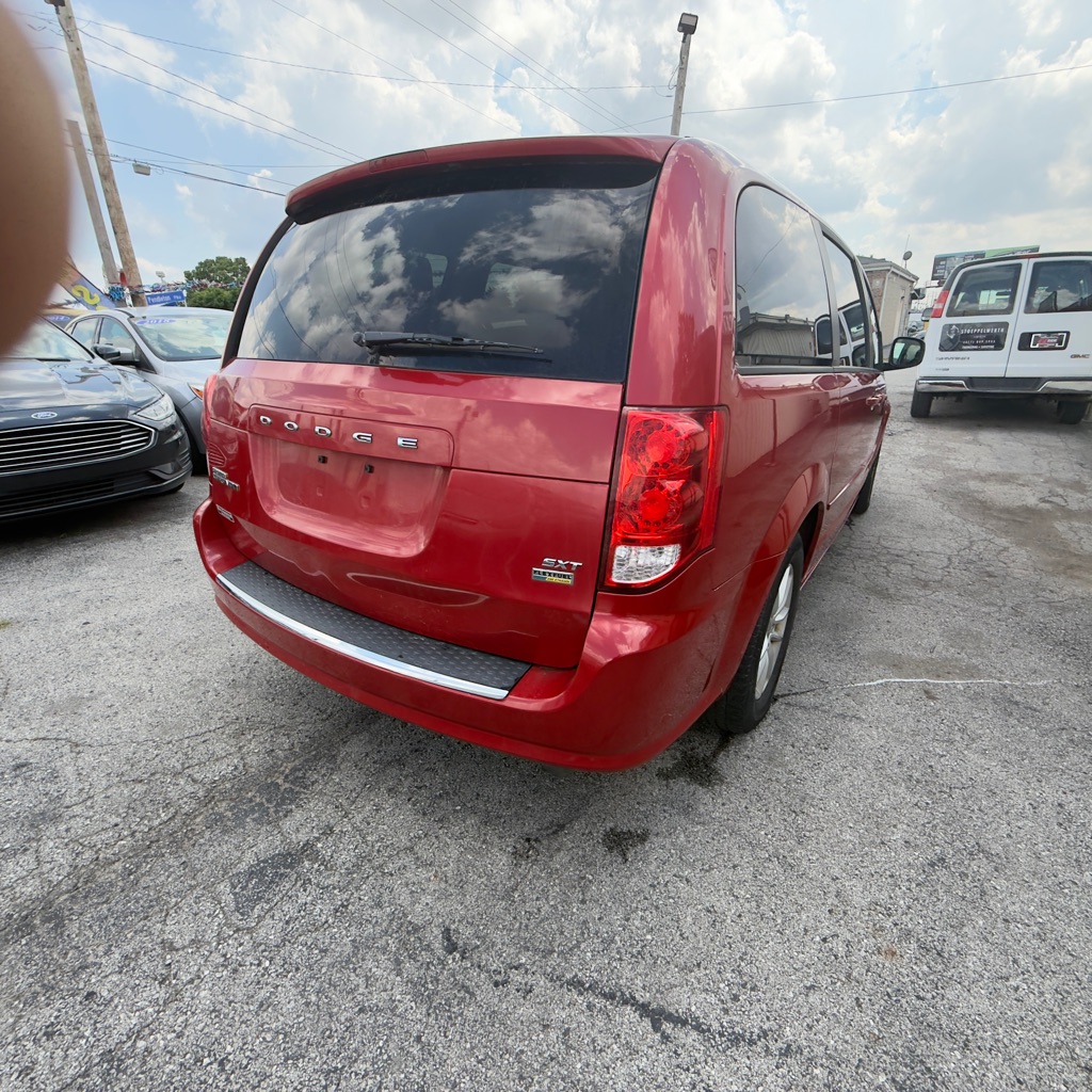 Photo 5 of this DODGE GRAND CARAVAN