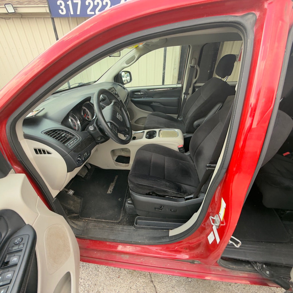 Photo 20 of this DODGE GRAND CARAVAN