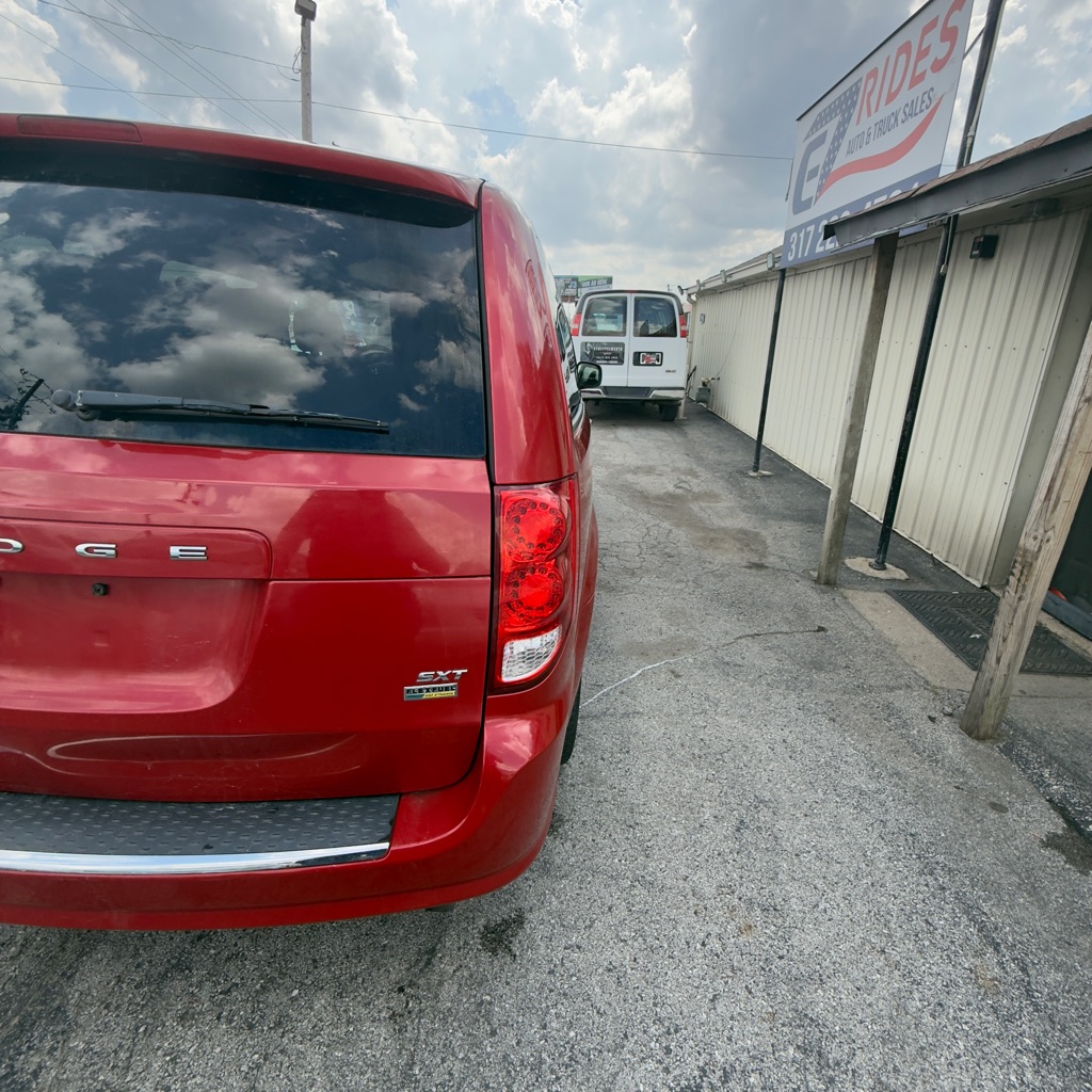 Photo 17 of this DODGE GRAND CARAVAN
