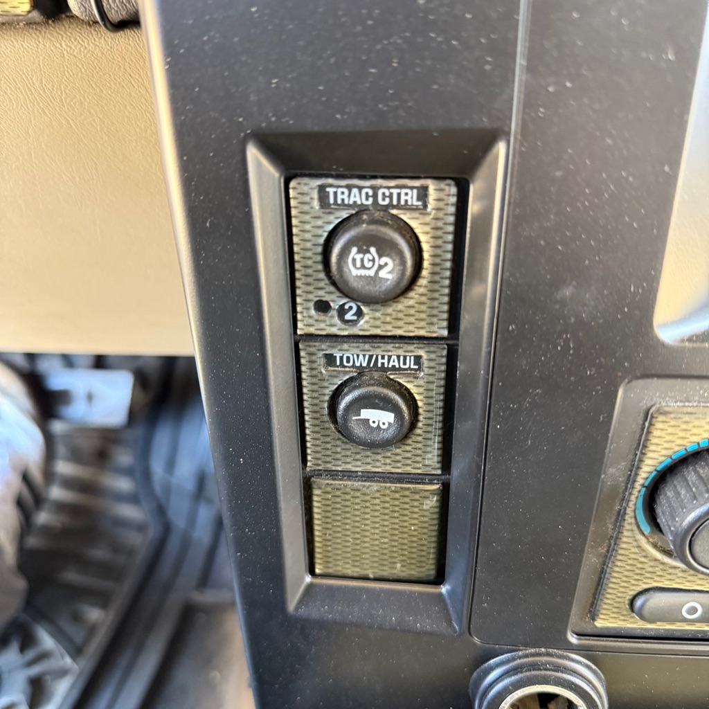 Photo 20 of this HUMMER H2