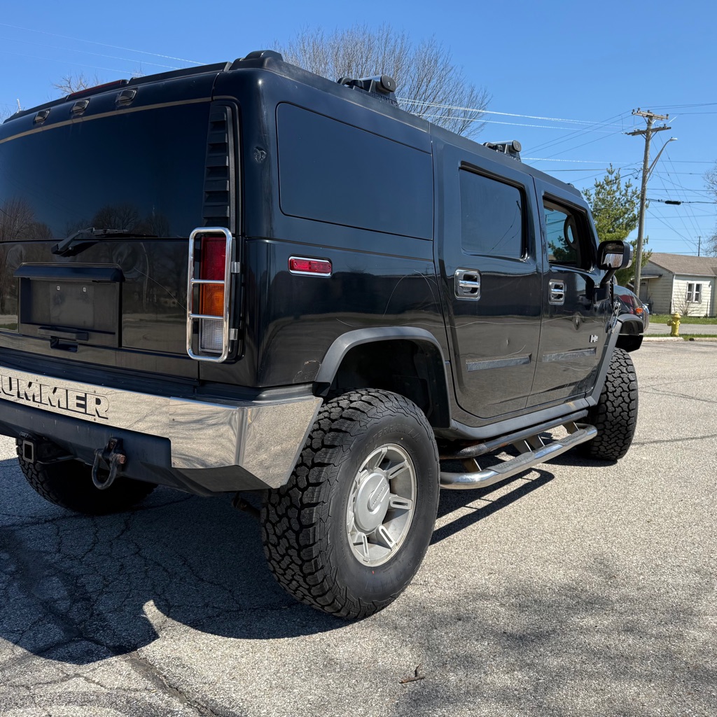Photo 6 of this HUMMER H2