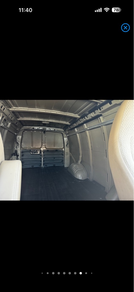 Photo 9 of this GMC SAVANA