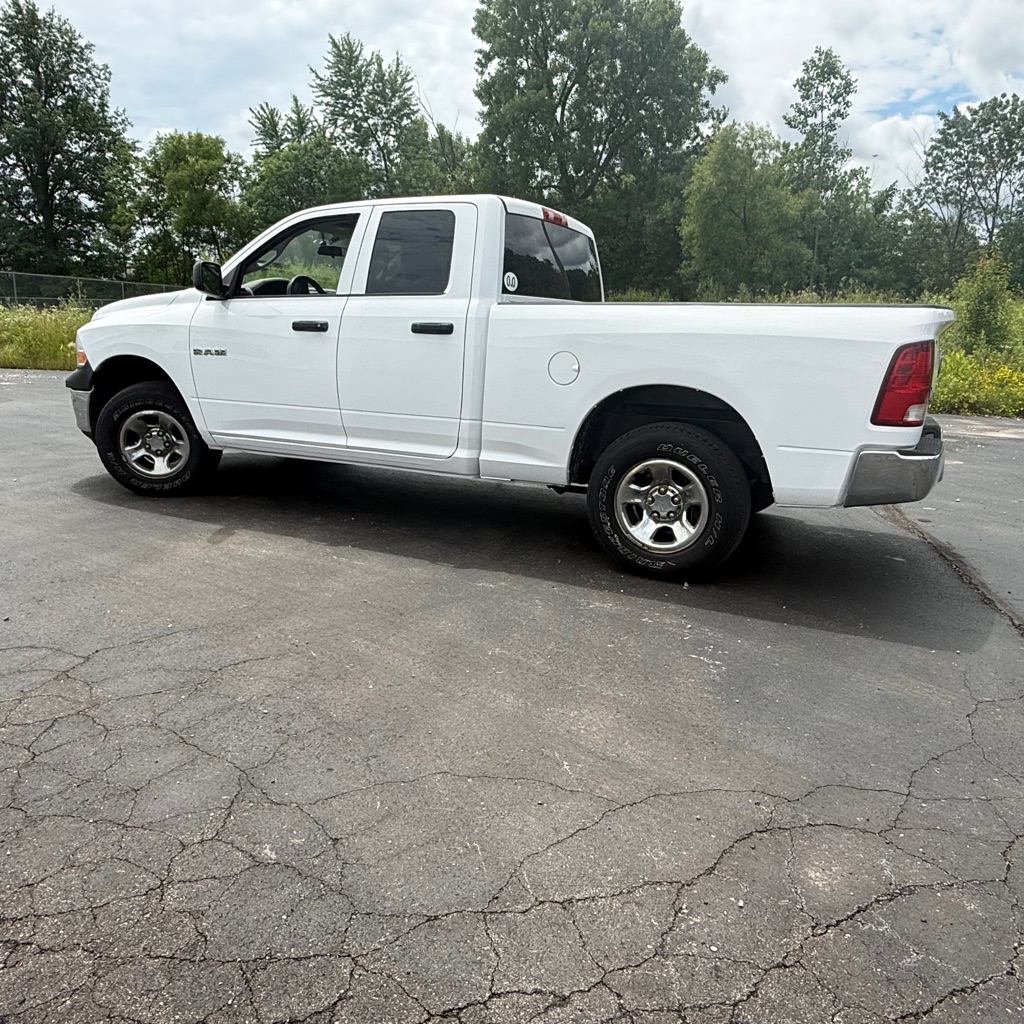 Photo 3 of this DODGE RAM 1500