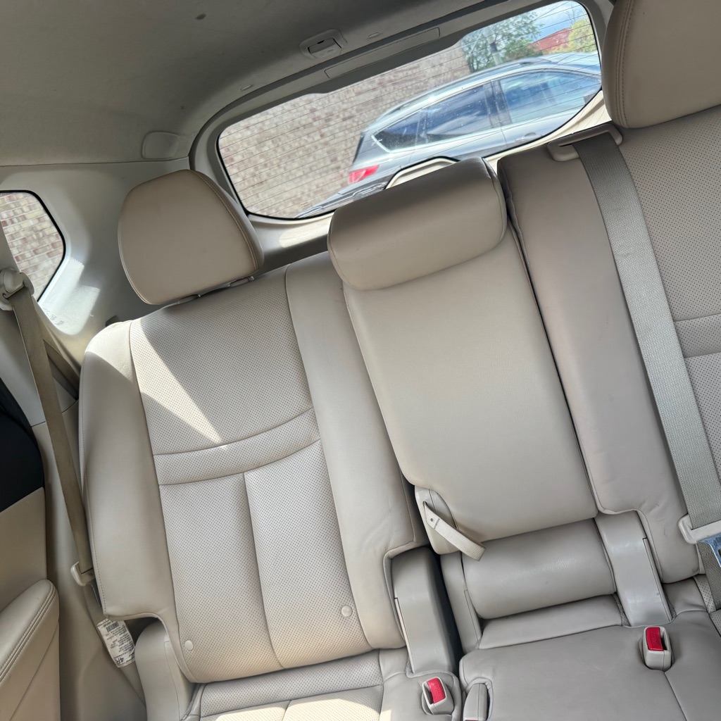 Photo 21 of this NISSAN ROGUE