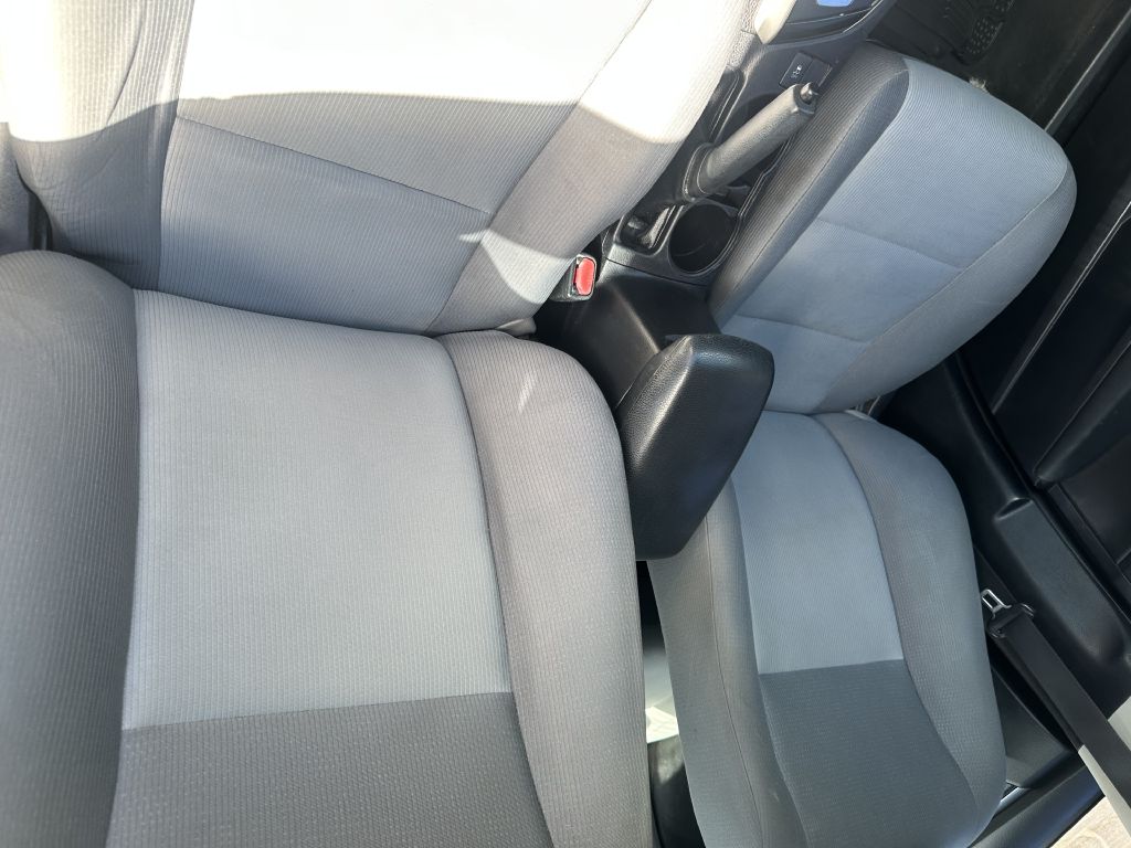 Photo 7 of this TOYOTA COROLLA