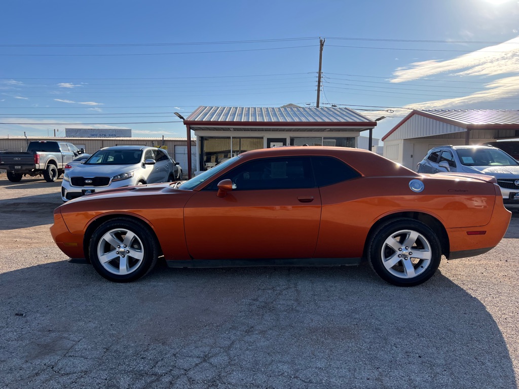 2011 Dodge Challenger SE RWD