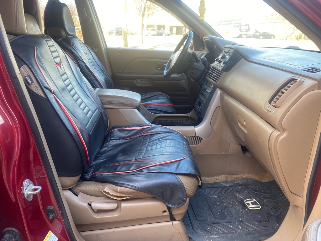 Photo 7 of this HONDA PILOT