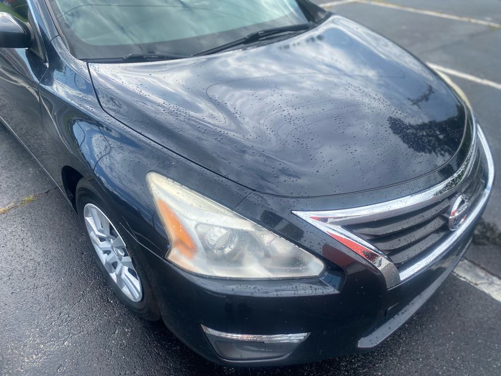 Photo 19 of this NISSAN ALTIMA